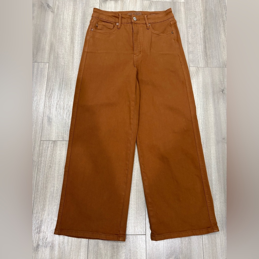 Judy Blue Full Size Straight Leg
Cropped Jeans Size 5/27